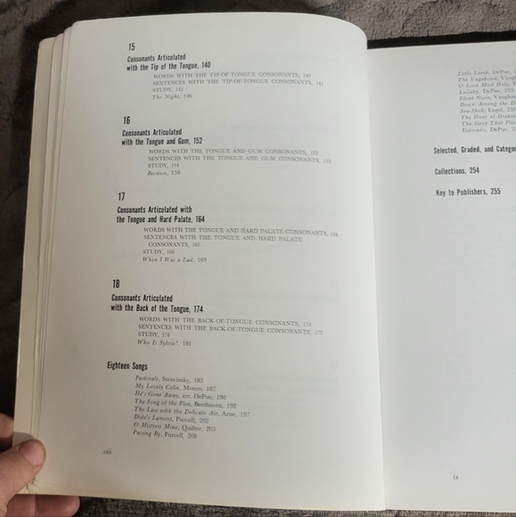 Functional Lessons In Singing Second Edition 1972 - Picture 10 of 11